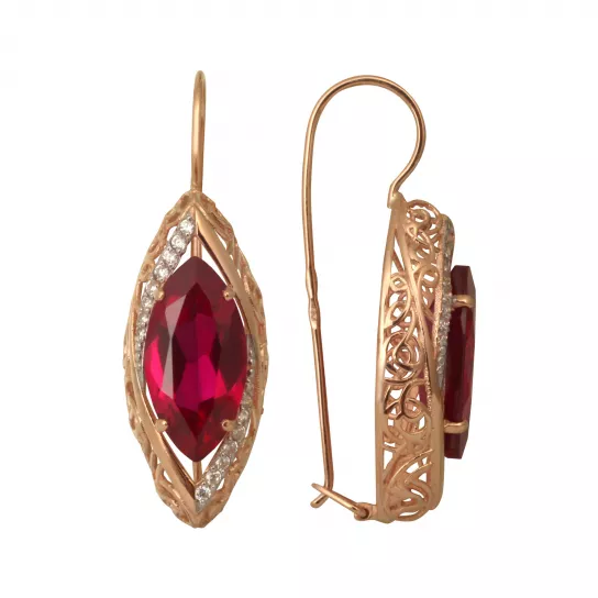 Серьги с корундом из золота